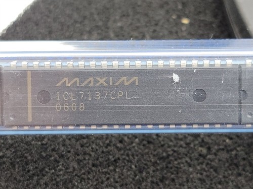Convertitore icl7137cpl maxim - icl7137cpl,